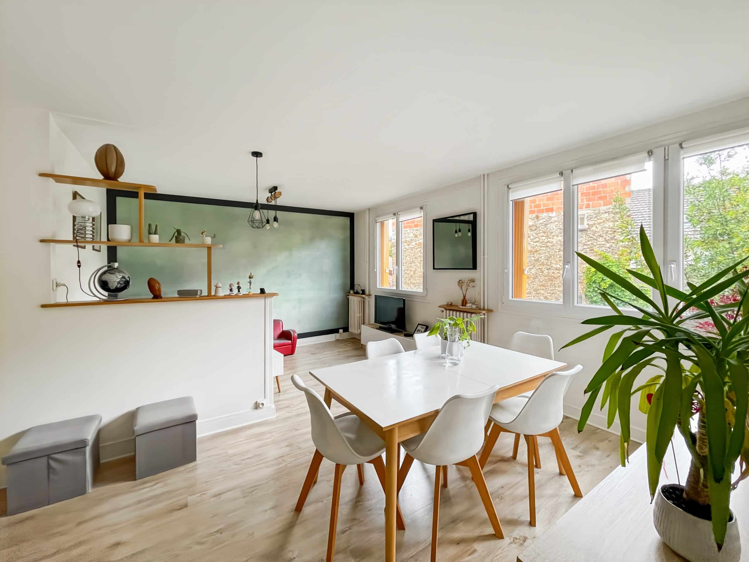 3 pièces de 63 m², rénové, lumineux et au calme